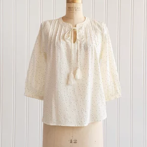 Daisies on the Road Top