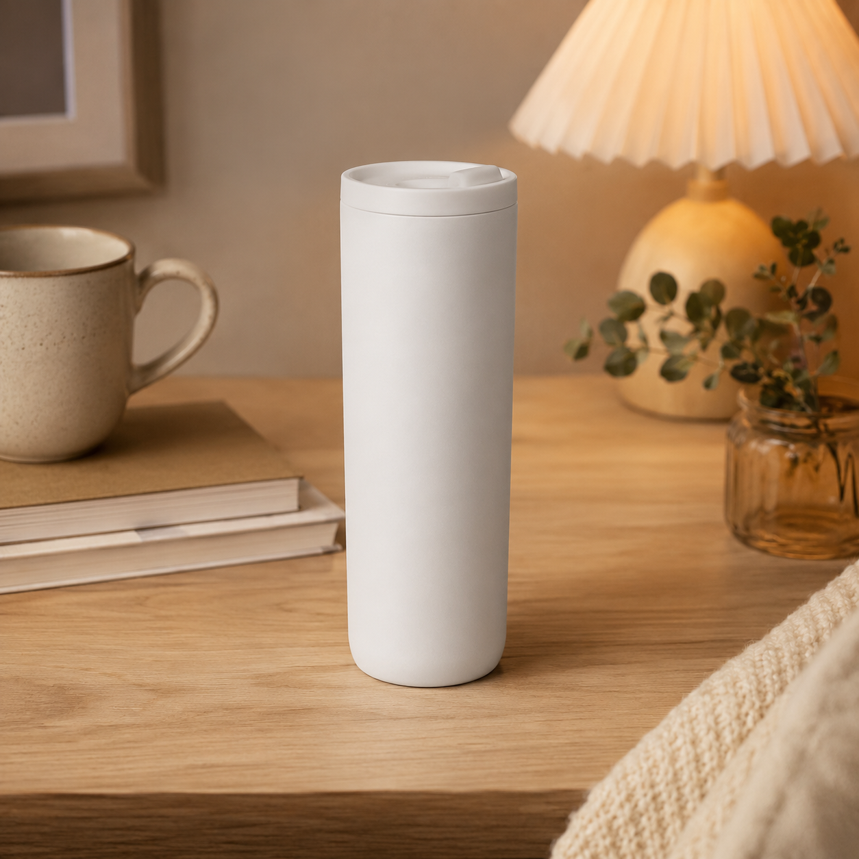 Insulated tumbler cup with lid